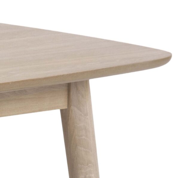 AC58202_04