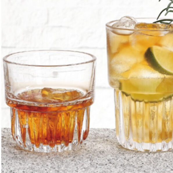 DH30002_02